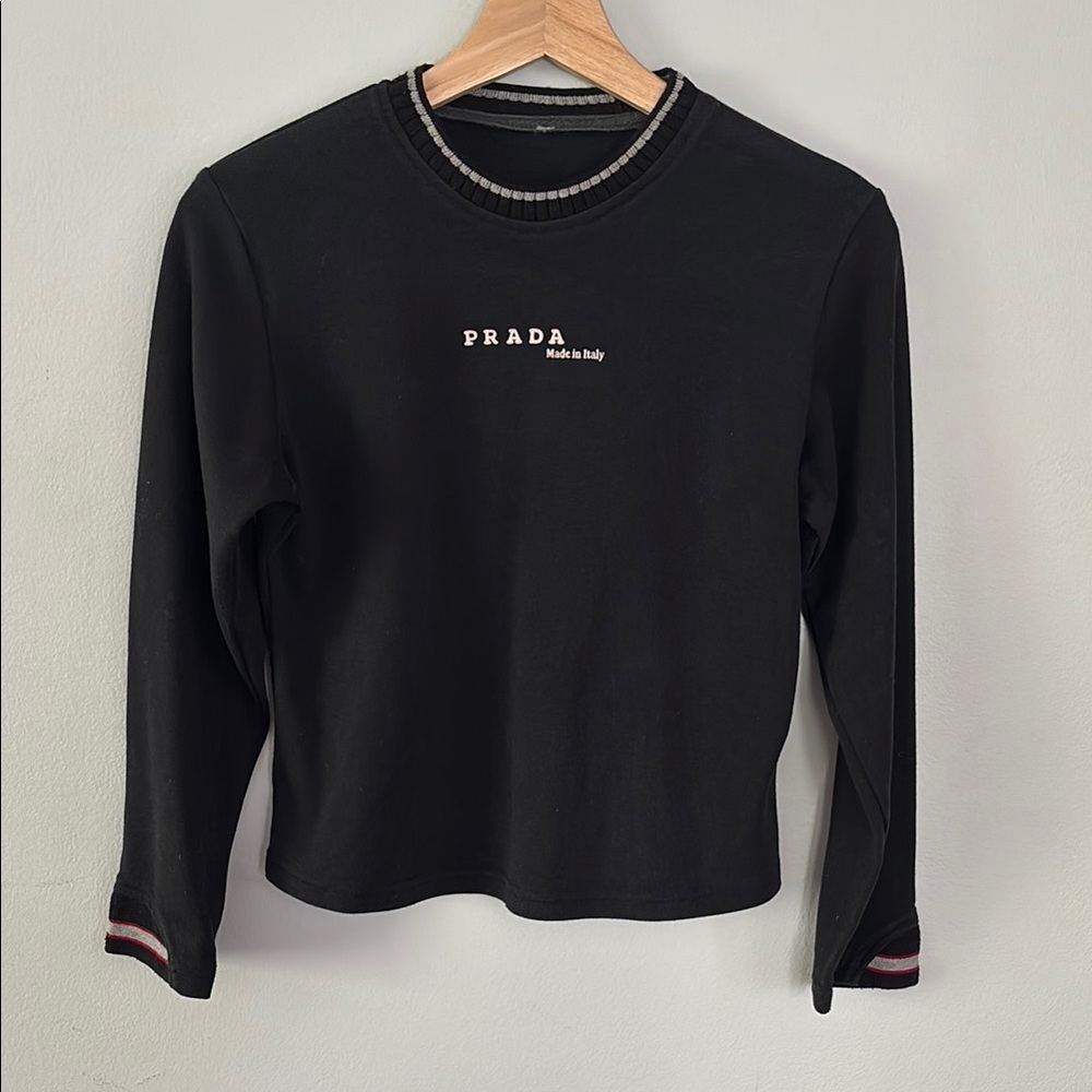 ⭐️ Prada Black Long Sleeve Crewneck